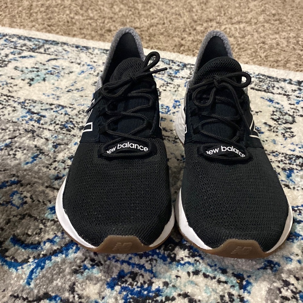 New Balance Fresh Foam Roav sneakers